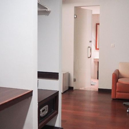 Favehotel Mex Tunjungan Surabaya Kültér fotó