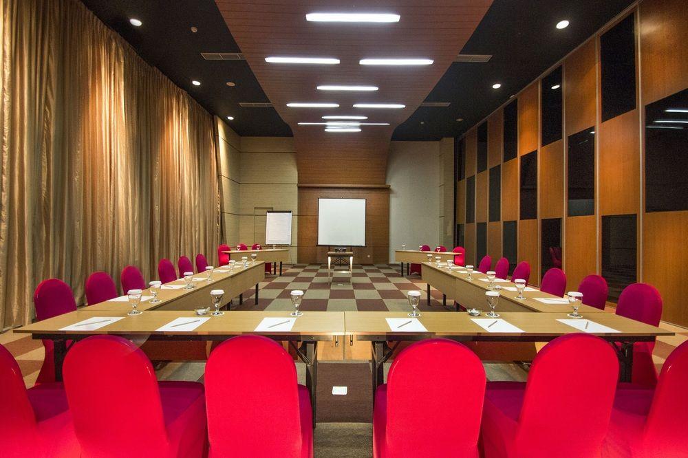Favehotel Mex Tunjungan Surabaya Kültér fotó