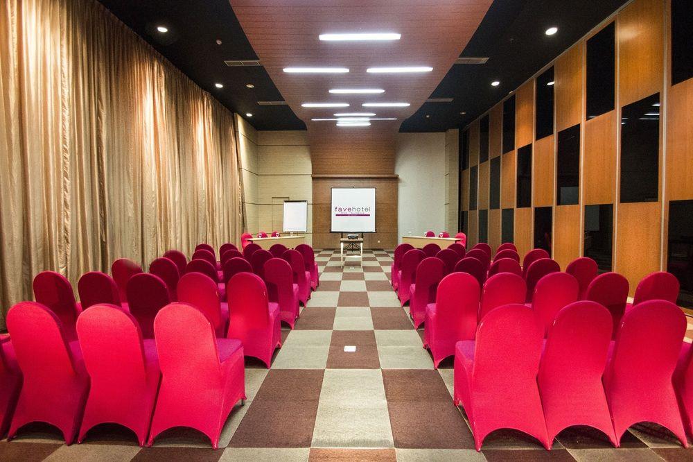 Favehotel Mex Tunjungan Surabaya Kültér fotó