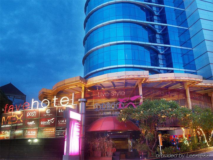 Favehotel Mex Tunjungan Surabaya Kültér fotó