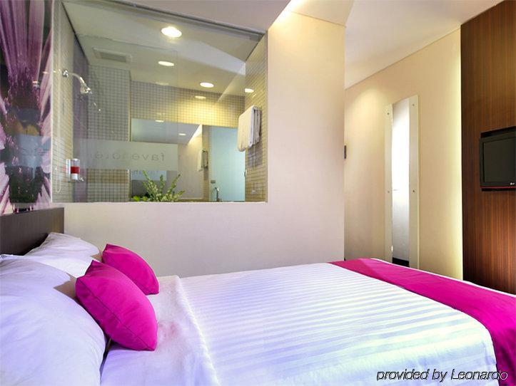 Favehotel Mex Tunjungan Surabaya Kültér fotó