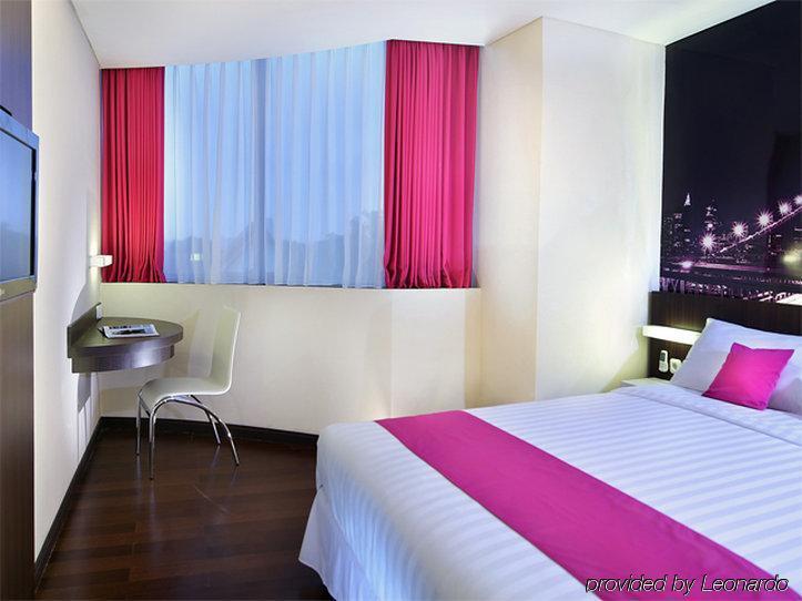 Favehotel Mex Tunjungan Surabaya Kültér fotó