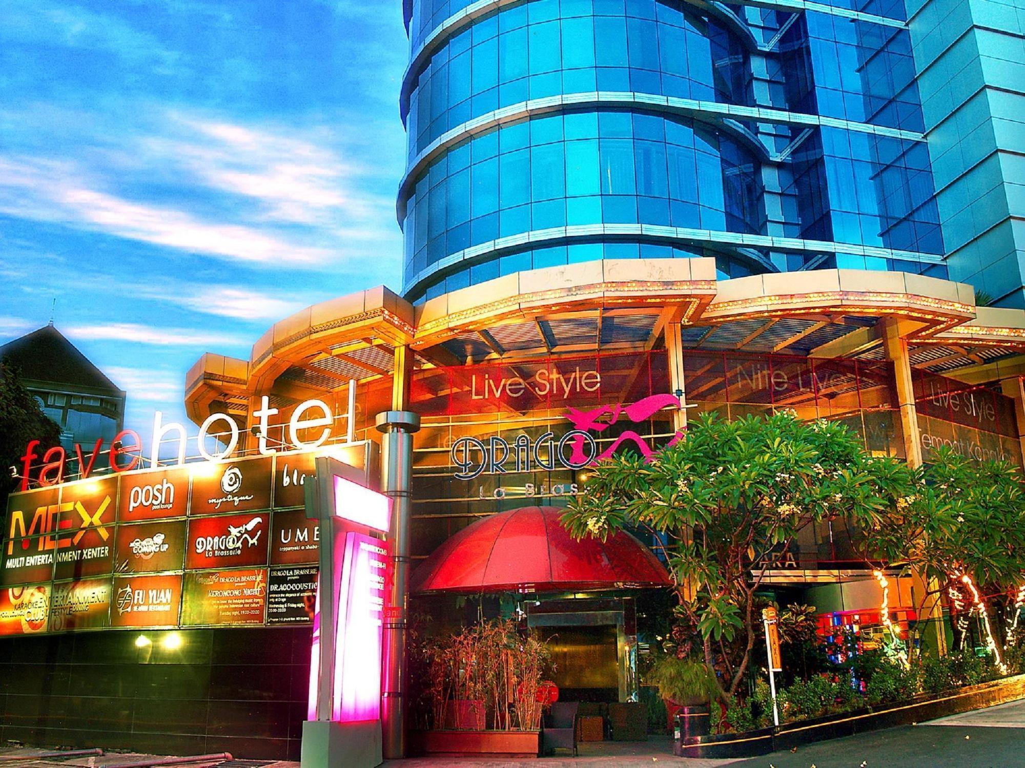Favehotel Mex Tunjungan Surabaya Kültér fotó