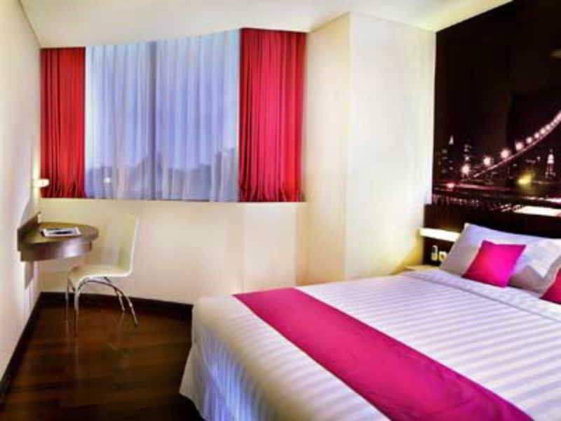Favehotel Mex Tunjungan Surabaya Kültér fotó